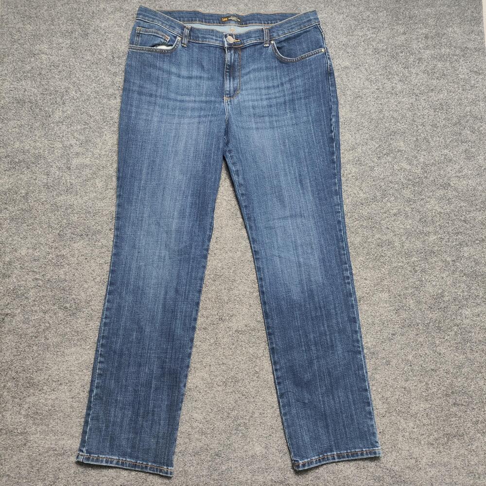 Lee Jeans Womens 16 Long Blue Medium Wash Mid Rise Relaxed Straight Denim